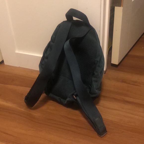 Lulu Lemon Everywhere Backpack - Picture 2 of 9